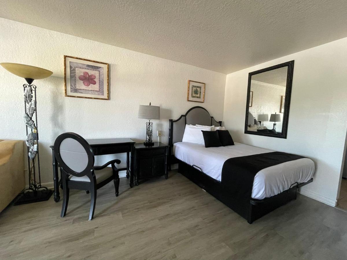 Holiday Isles Resort Madeira Beach Dış mekan fotoğraf